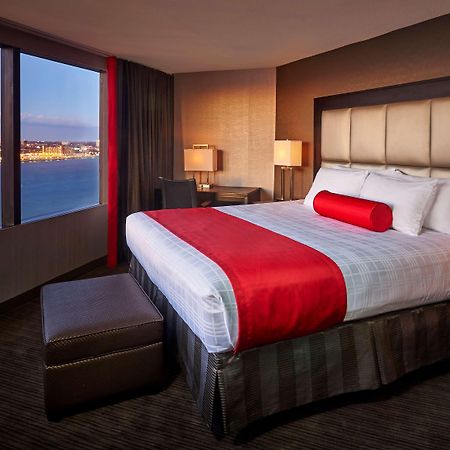 Best Western Plus Waterfront Hotel Windsor Ngoại thất bức ảnh