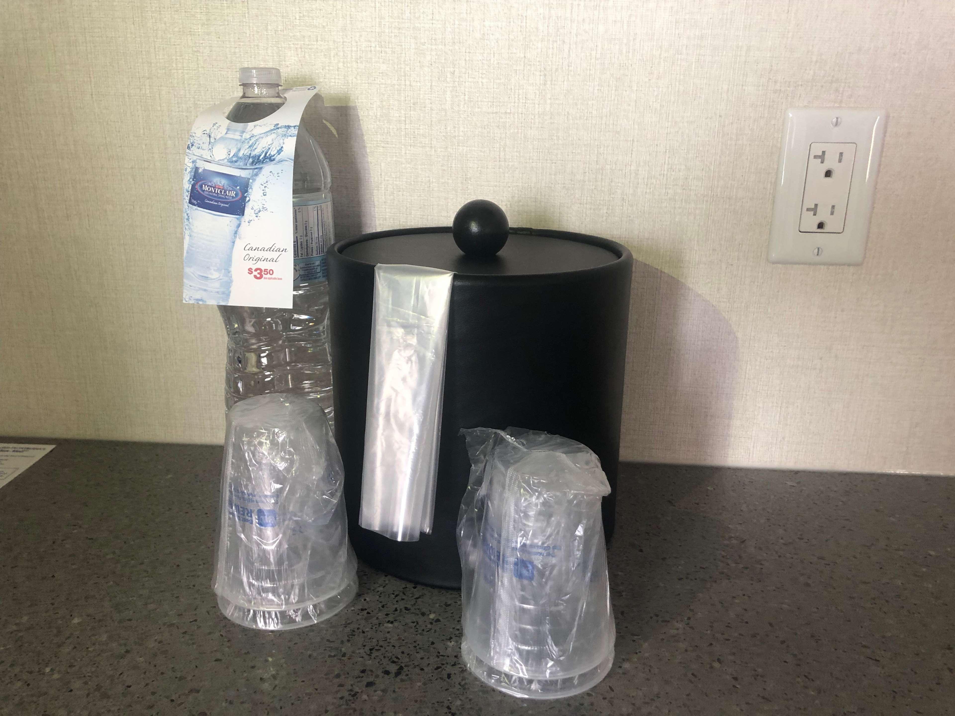 Best Western Plus Waterfront Hotel Windsor Ngoại thất bức ảnh