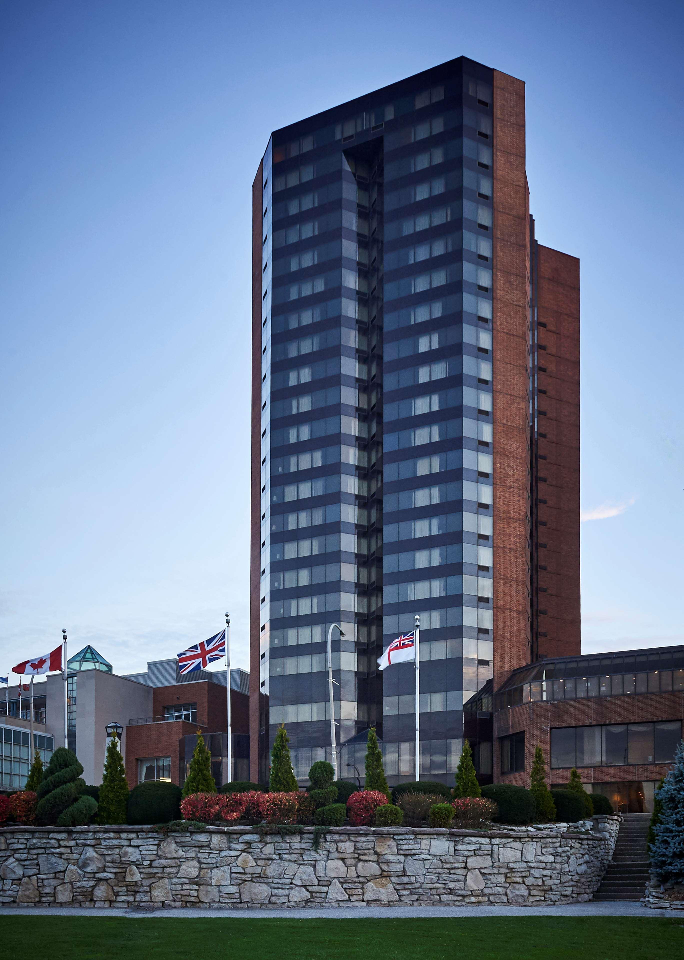 Best Western Plus Waterfront Hotel Windsor Ngoại thất bức ảnh