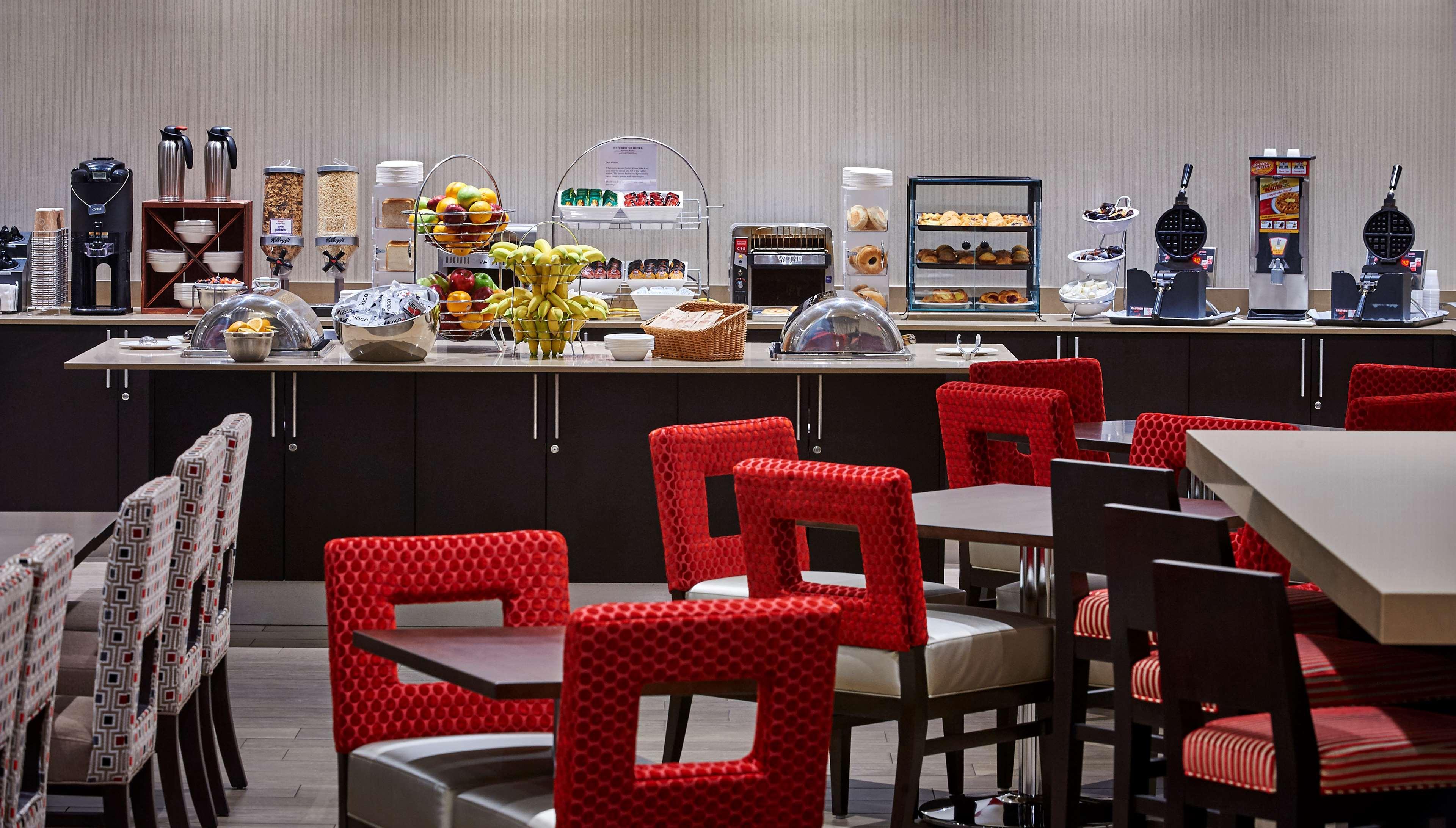 Best Western Plus Waterfront Hotel Windsor Ngoại thất bức ảnh